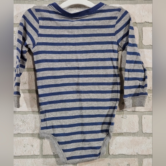 Carters Boys Striped Long Sleeve Onesie Size 24 Months - Picture 2 of 4